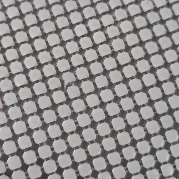 White Metal Scale Crossbody Clutch Handbag With No Makers Tag Inside - Picture 4 of 14